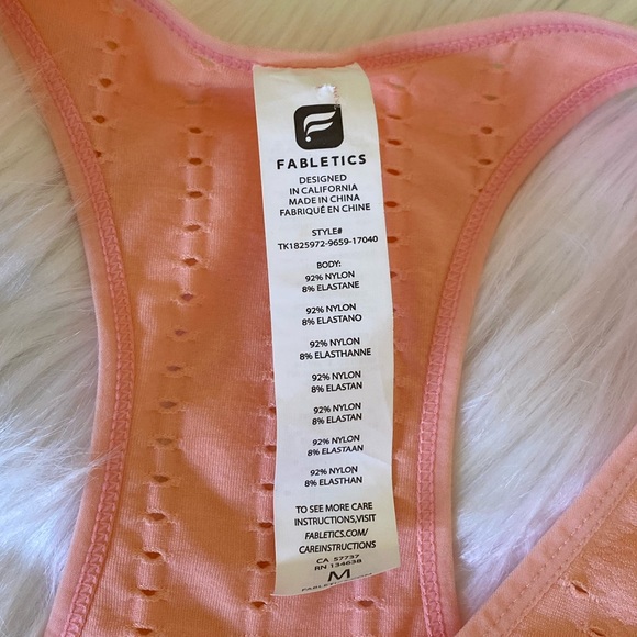 🌿HOST PICK🌿Fabletics Seamless Racerback Tank - Picture 10 of 10